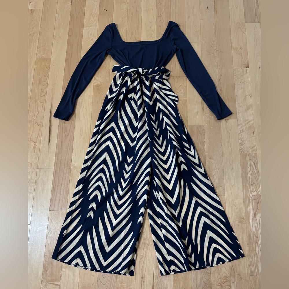 Elegant Navy and Cream Chevron Jumpsuit With Removable Belt